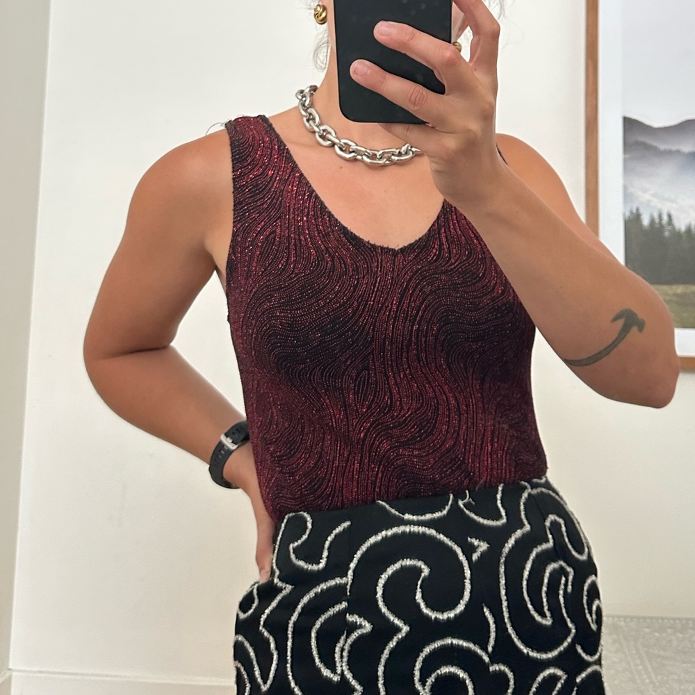 Elegant Burgundy Sleeveless Top
